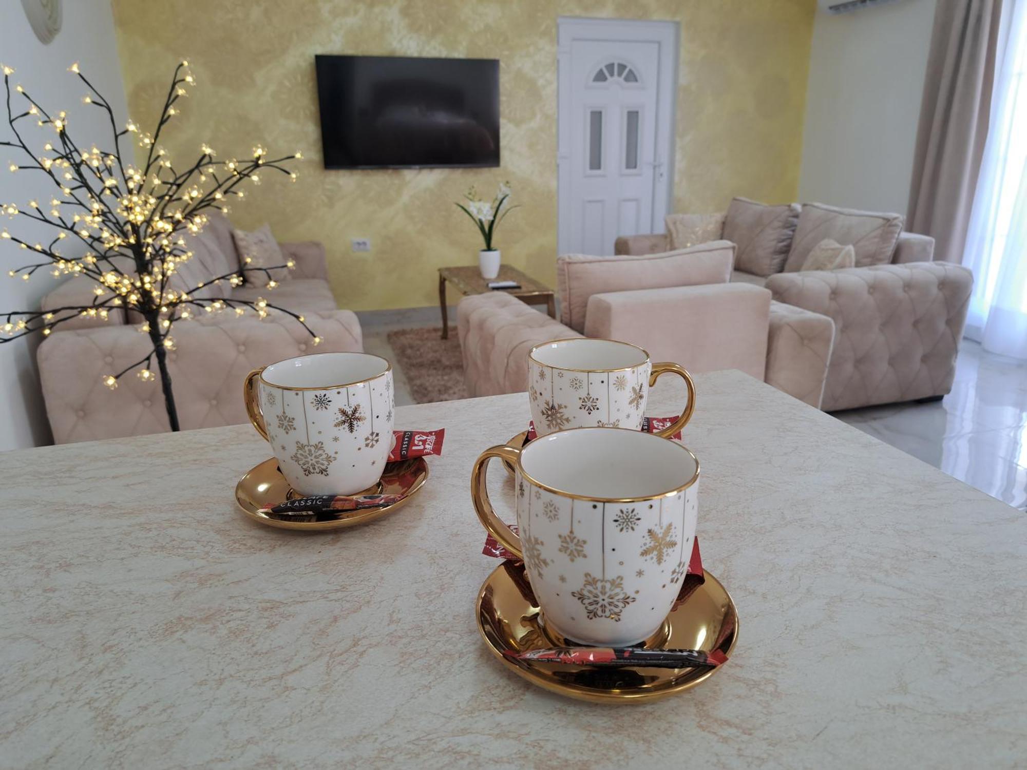 Dina Lux Apartman Jagodina Bagian luar foto